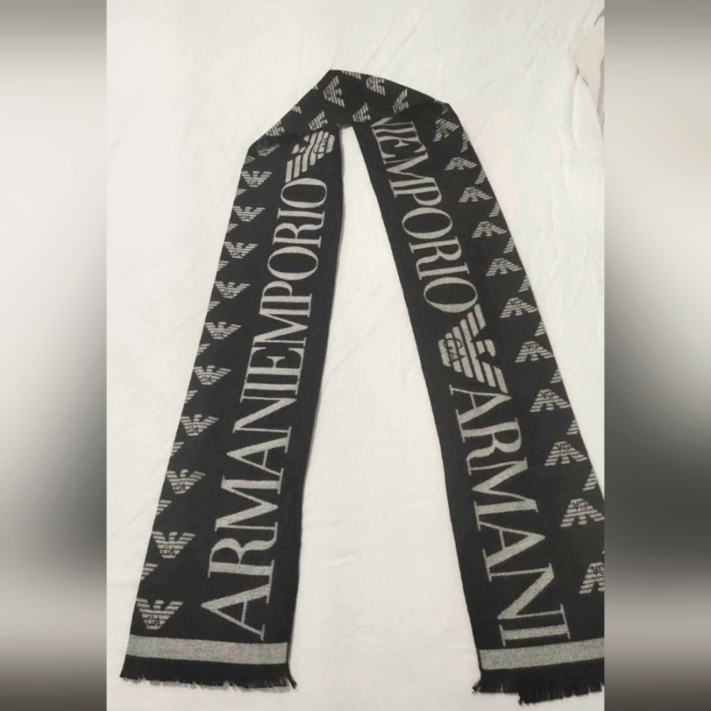 Stylish Muffler